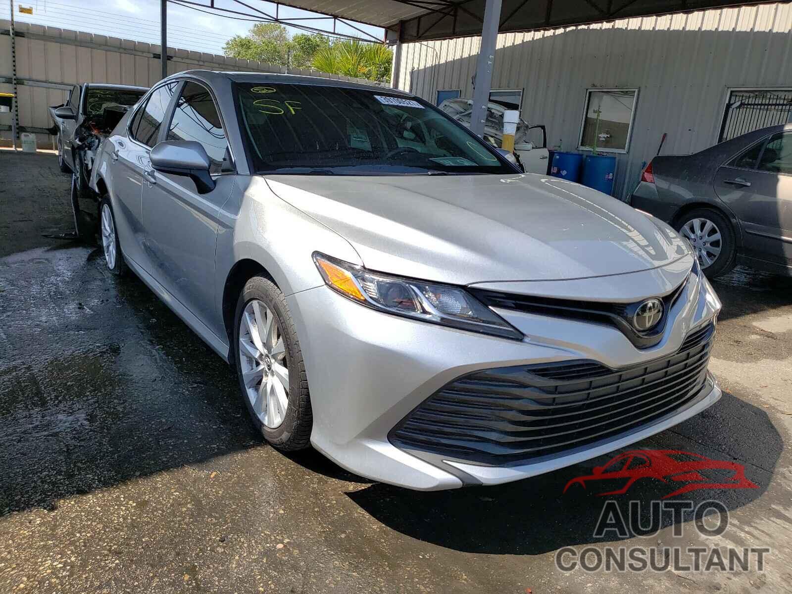 TOYOTA CAMRY 2018 - 4T1B11HKXJU604386