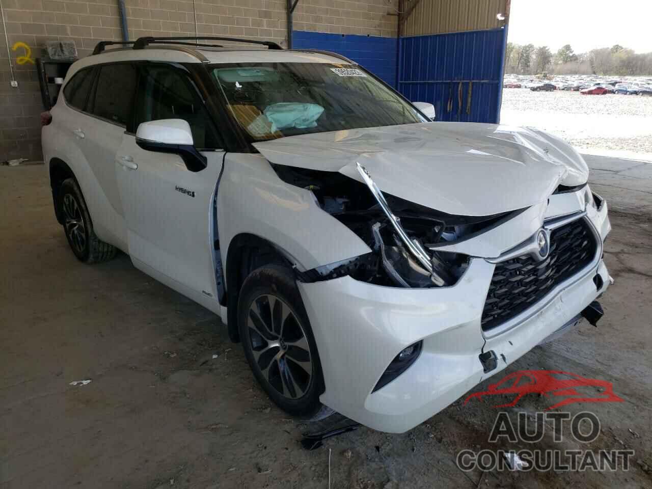 TOYOTA HIGHLANDER 2021 - 5TDGBRCH8MS527222