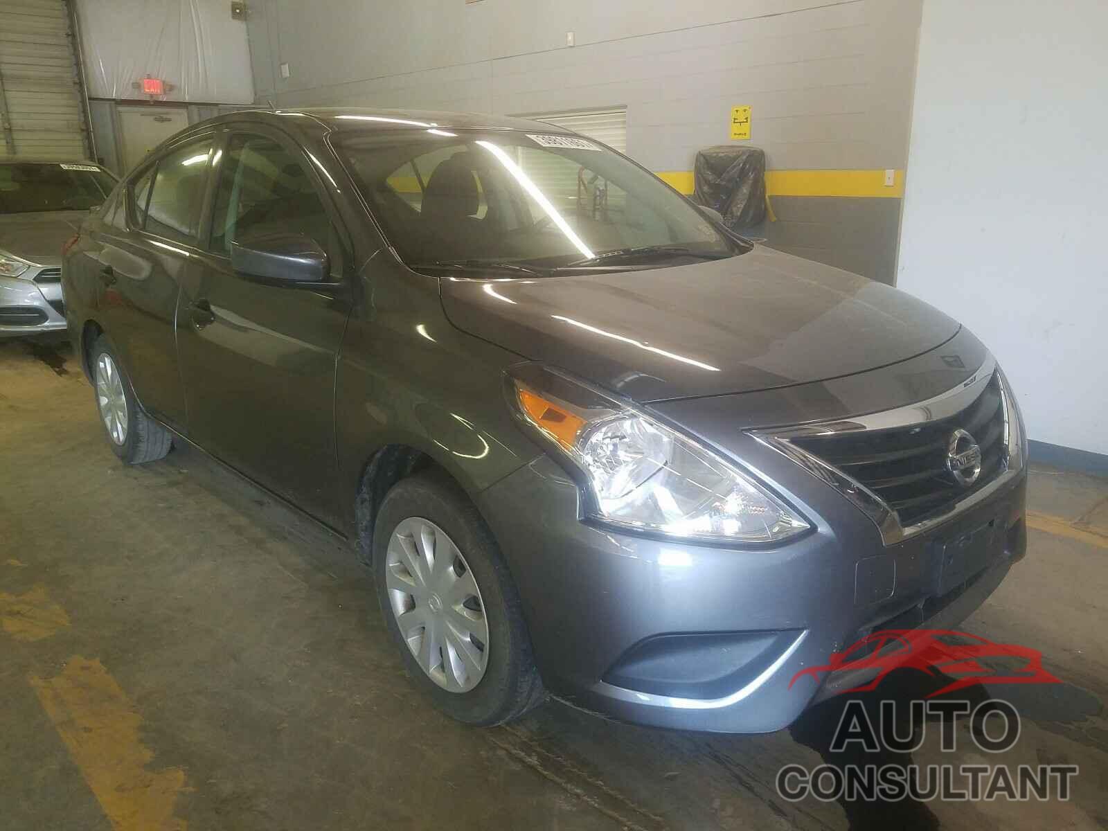 NISSAN VERSA 2019 - 3N1CN7AP6KL819882