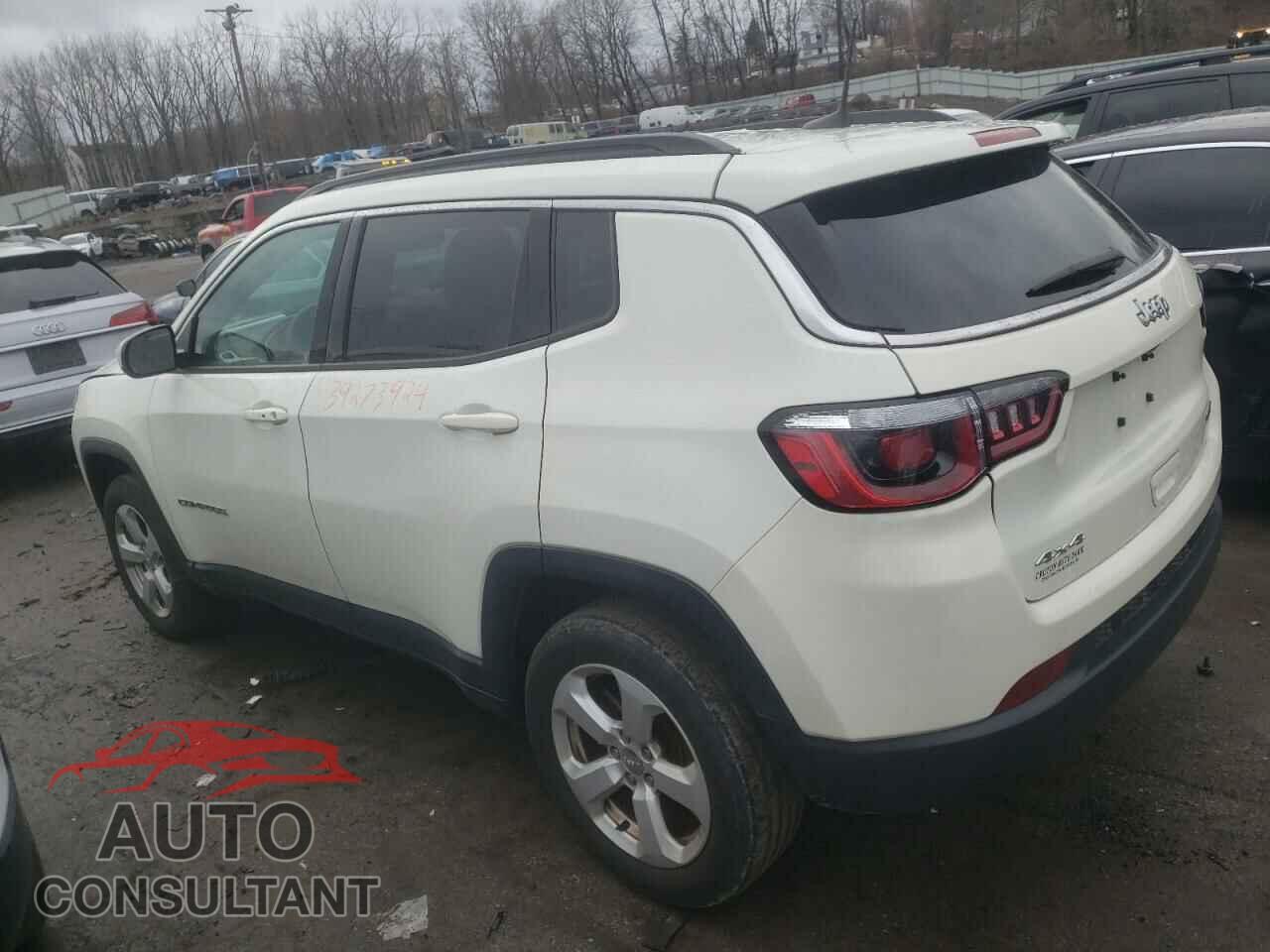 JEEP COMPASS 2018 - 3C4NJDBB5JT402478