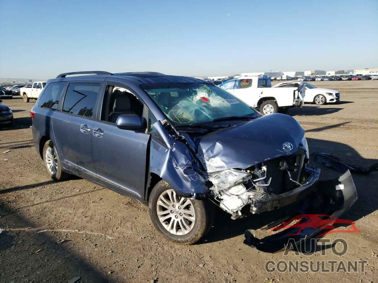 TOYOTA SIENNA 2017 - 5TDYZ3DC9HS808466