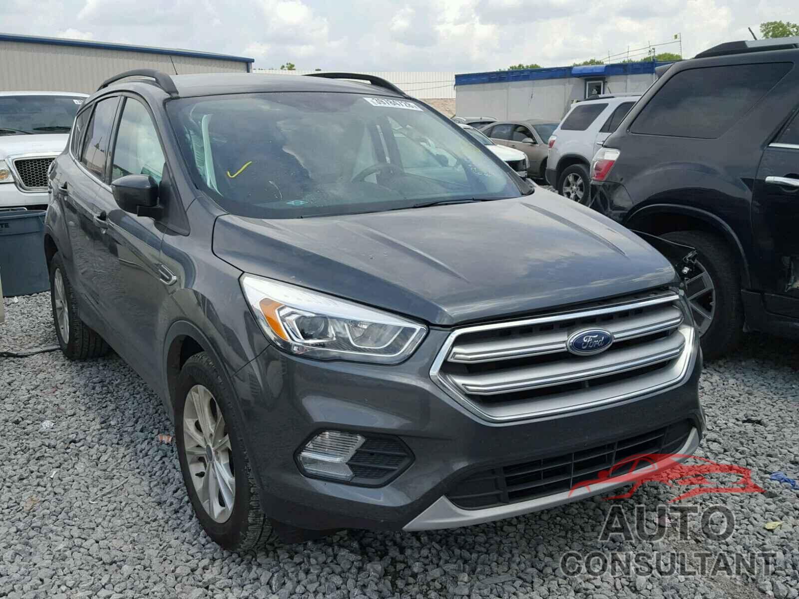 FORD ESCAPE 2017 - 1FMCU0GD7HUC60048