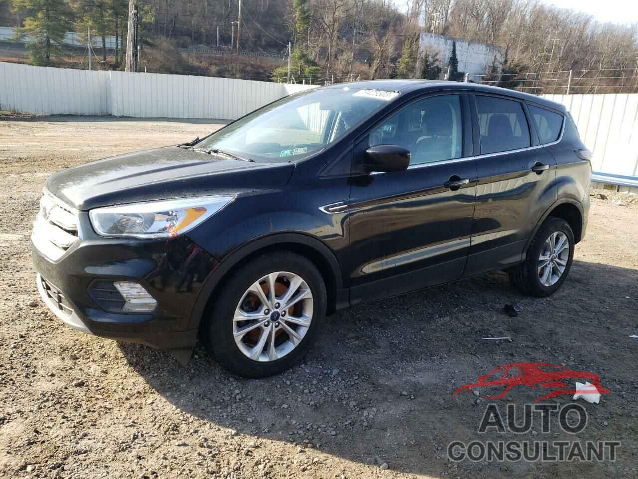 FORD ESCAPE 2017 - 1FMCU9G99HUB94425
