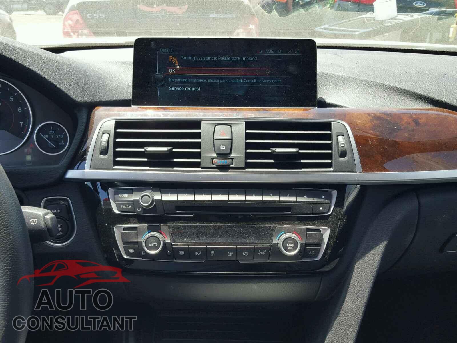 BMW 3 SERIES 2017 - WBA8B9C55HK675655