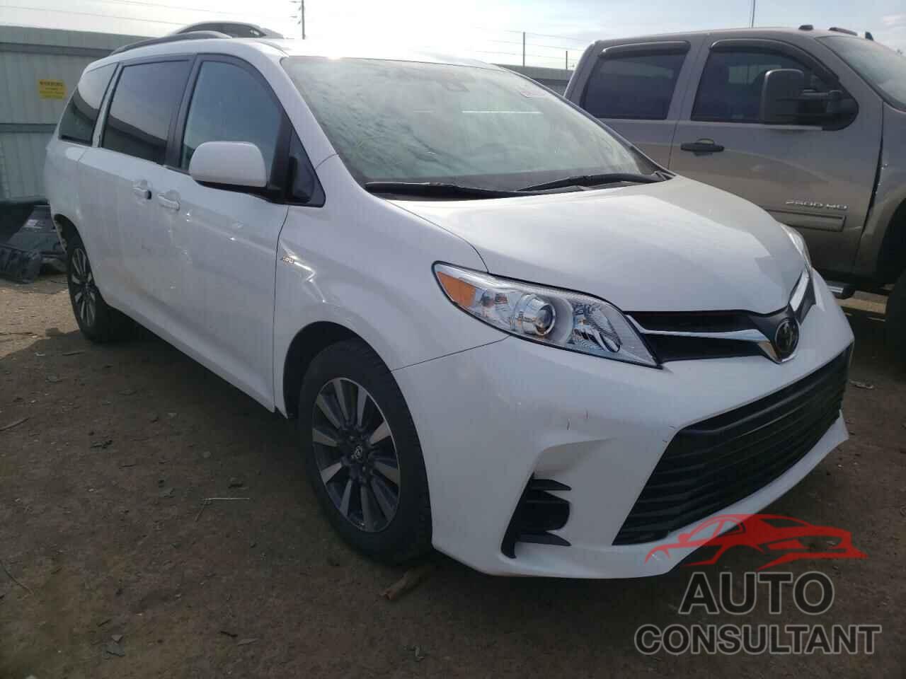 TOYOTA SIENNA 2019 - 5TDJZ3DC1KS219808