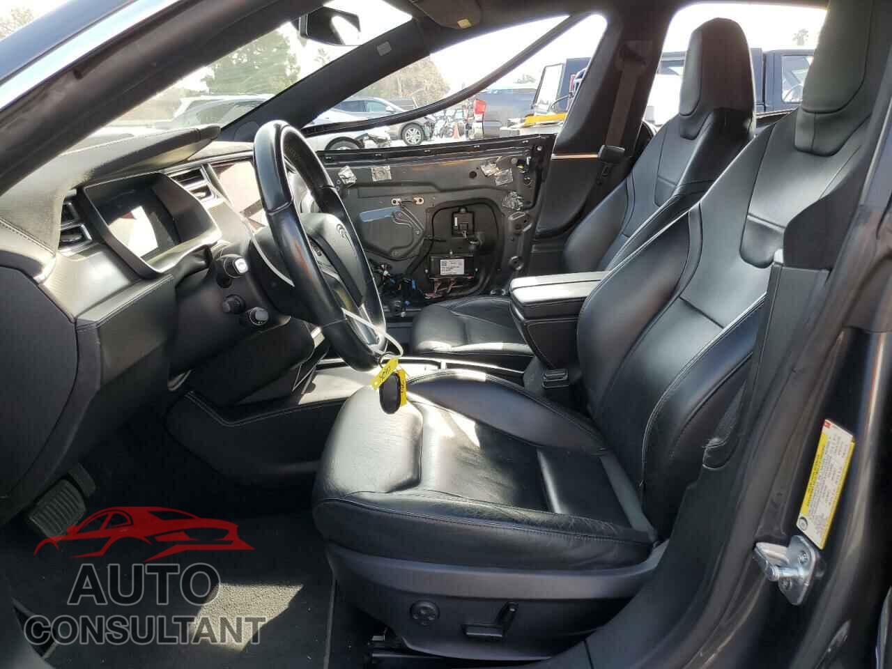 TESLA MODEL S 2016 - 5YJSA1E22GF142917