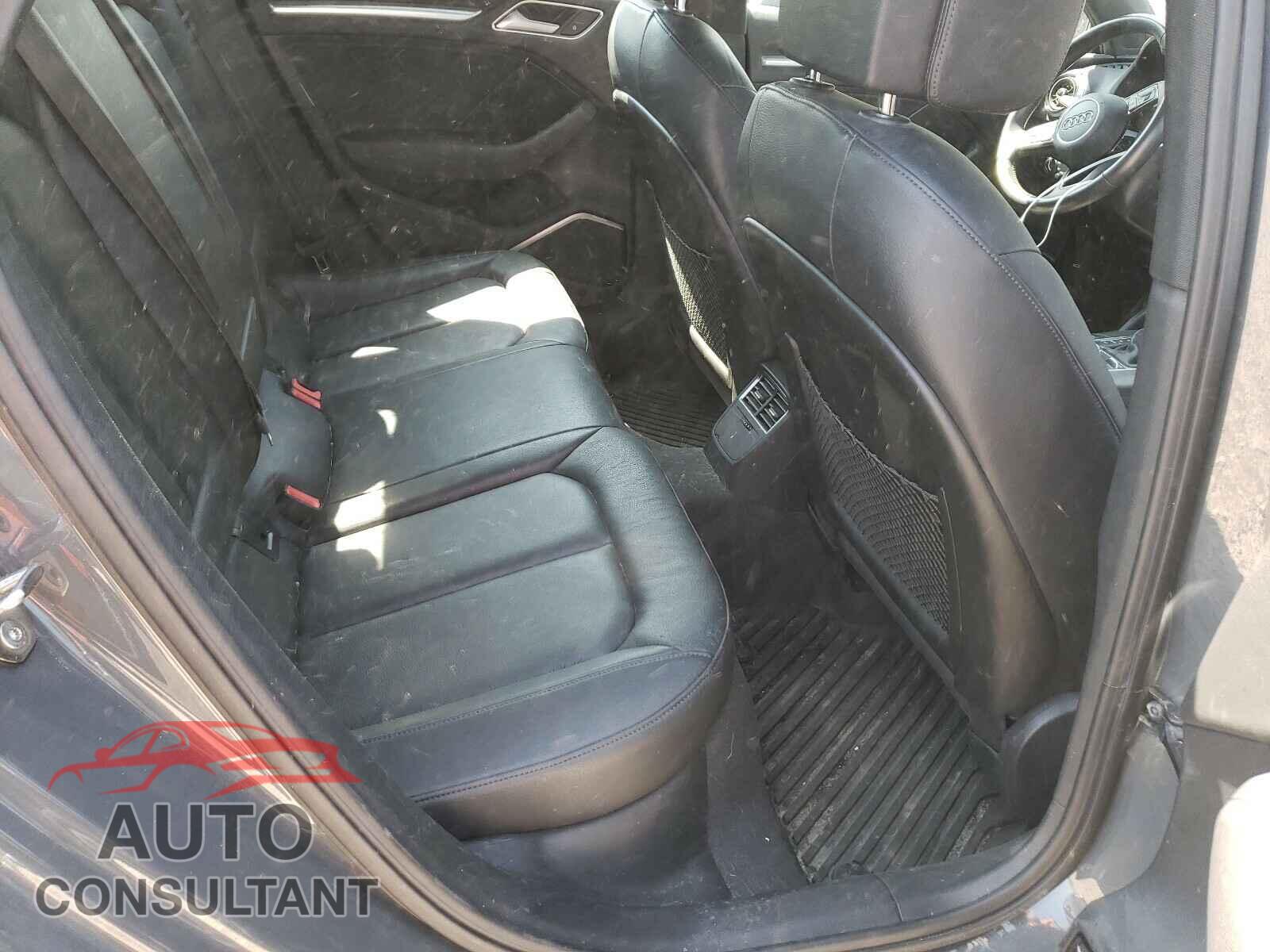 AUDI A3 2019 - WAUJEGFF4K1025830