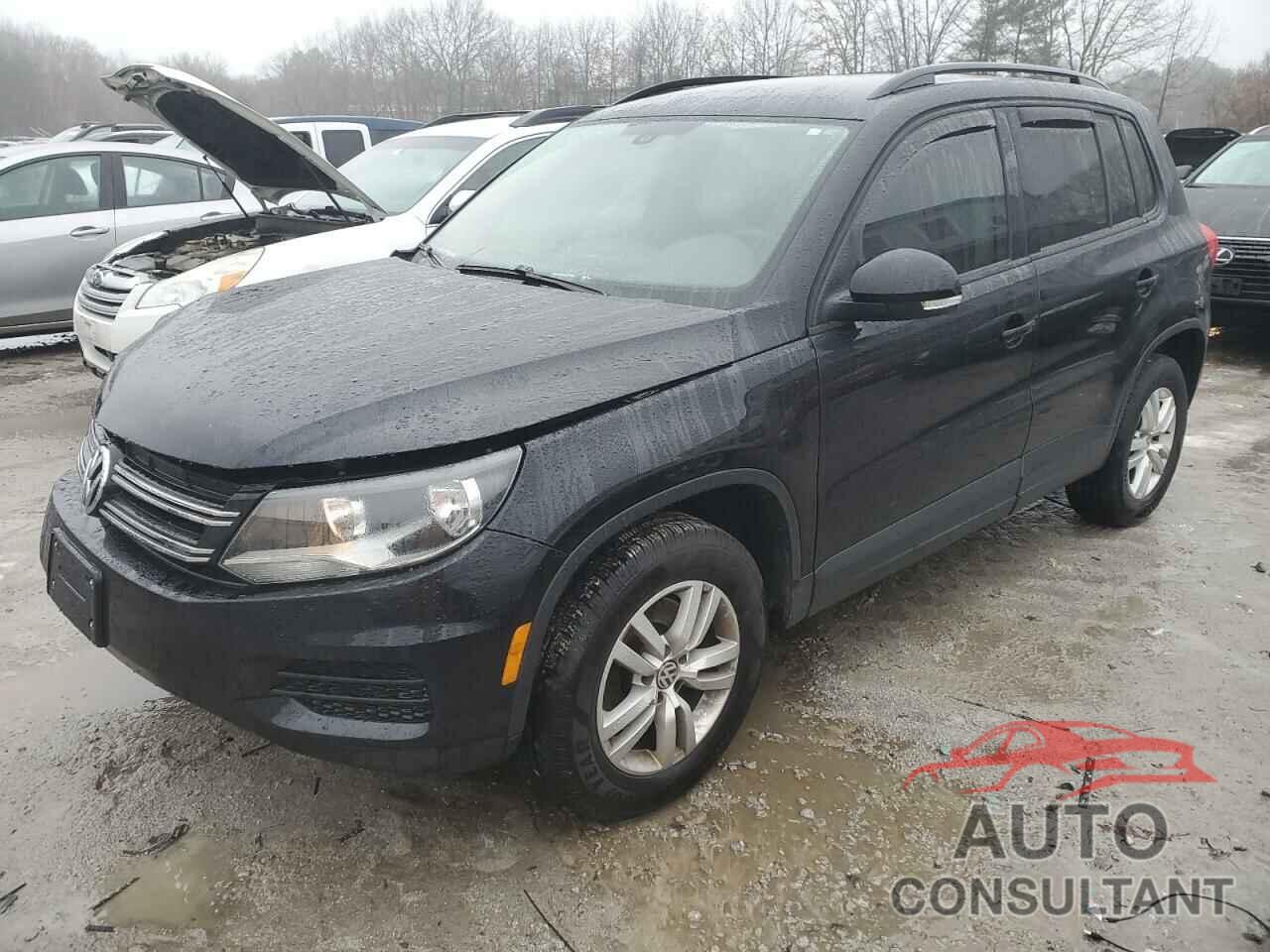 VOLKSWAGEN TIGUAN 2017 - WVGBV7AX7HW504192