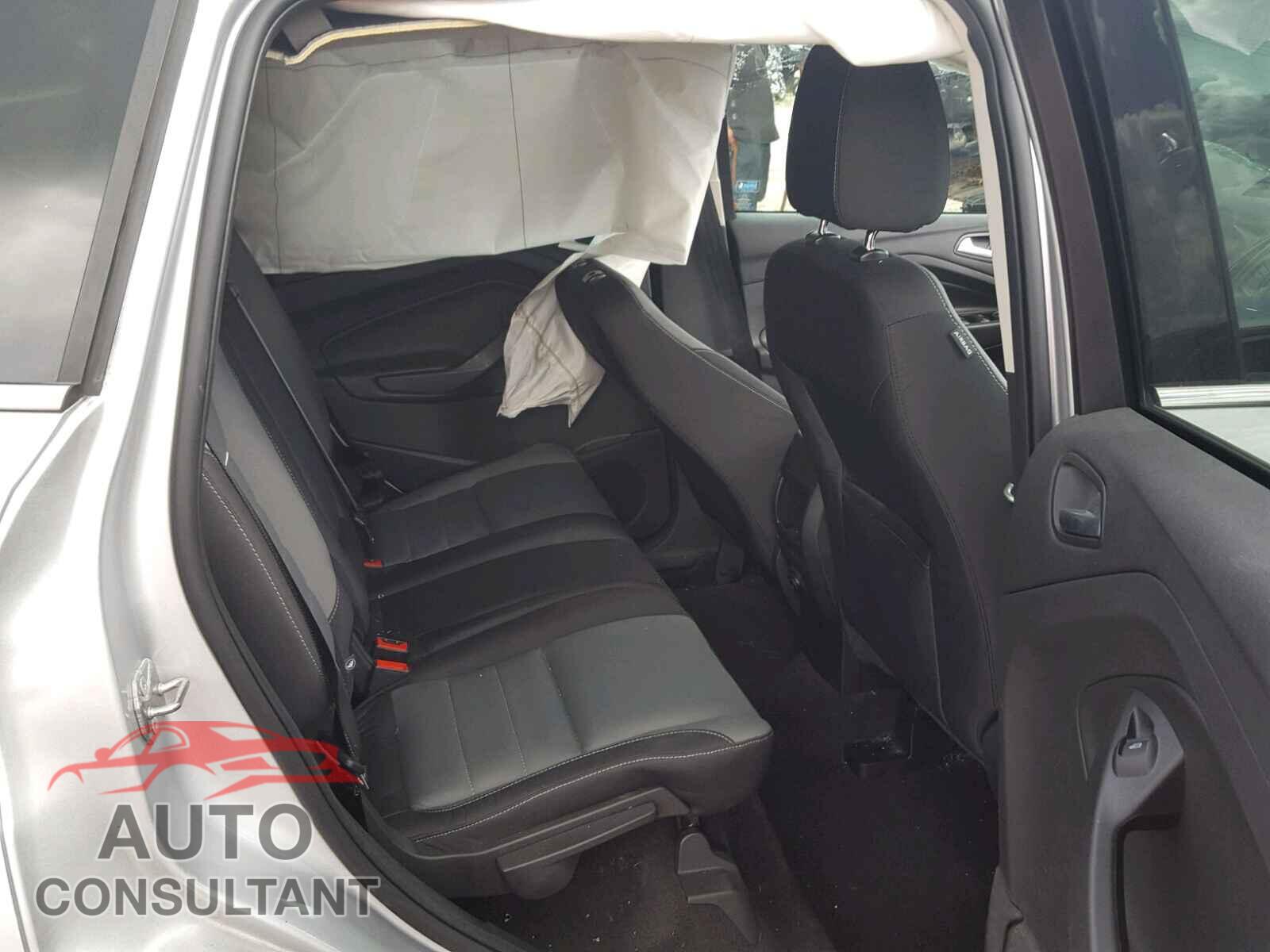 FORD ESCAPE SE 2015 - 1FMCU9GX1FUC72661