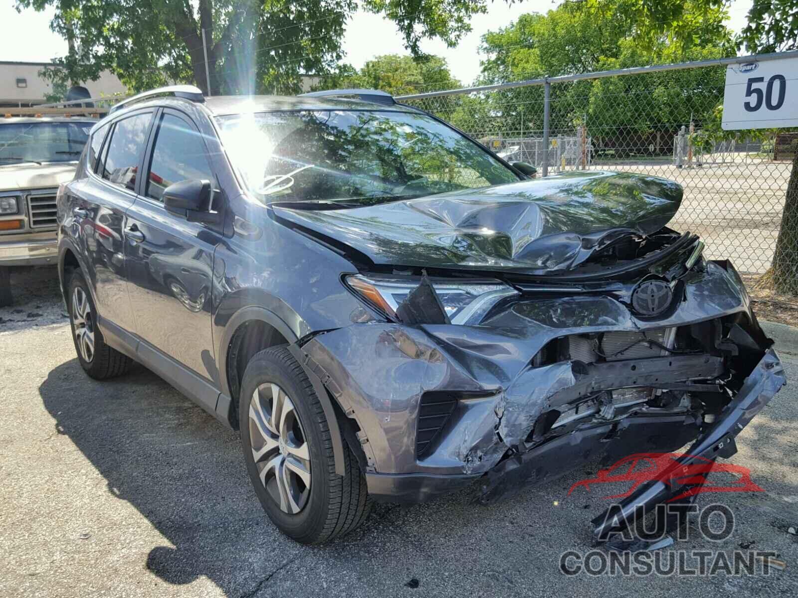 TOYOTA RAV4 LE 2016 - JTMZFREV5GJ065042