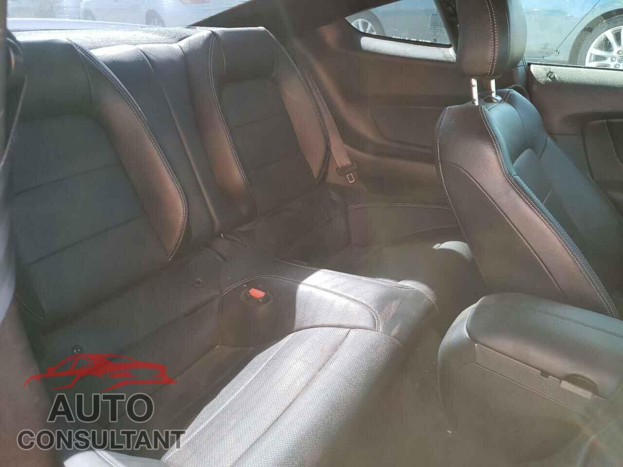 FORD MUSTANG 2021 - 1FA6P8CF7M5127976