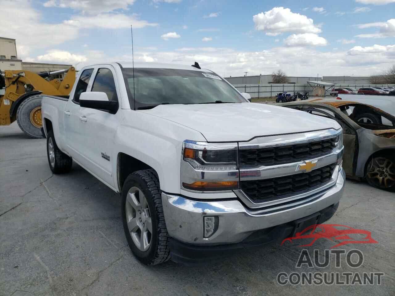 CHEVROLET SILVERADO 2018 - 1GCRCREC8JZ112581