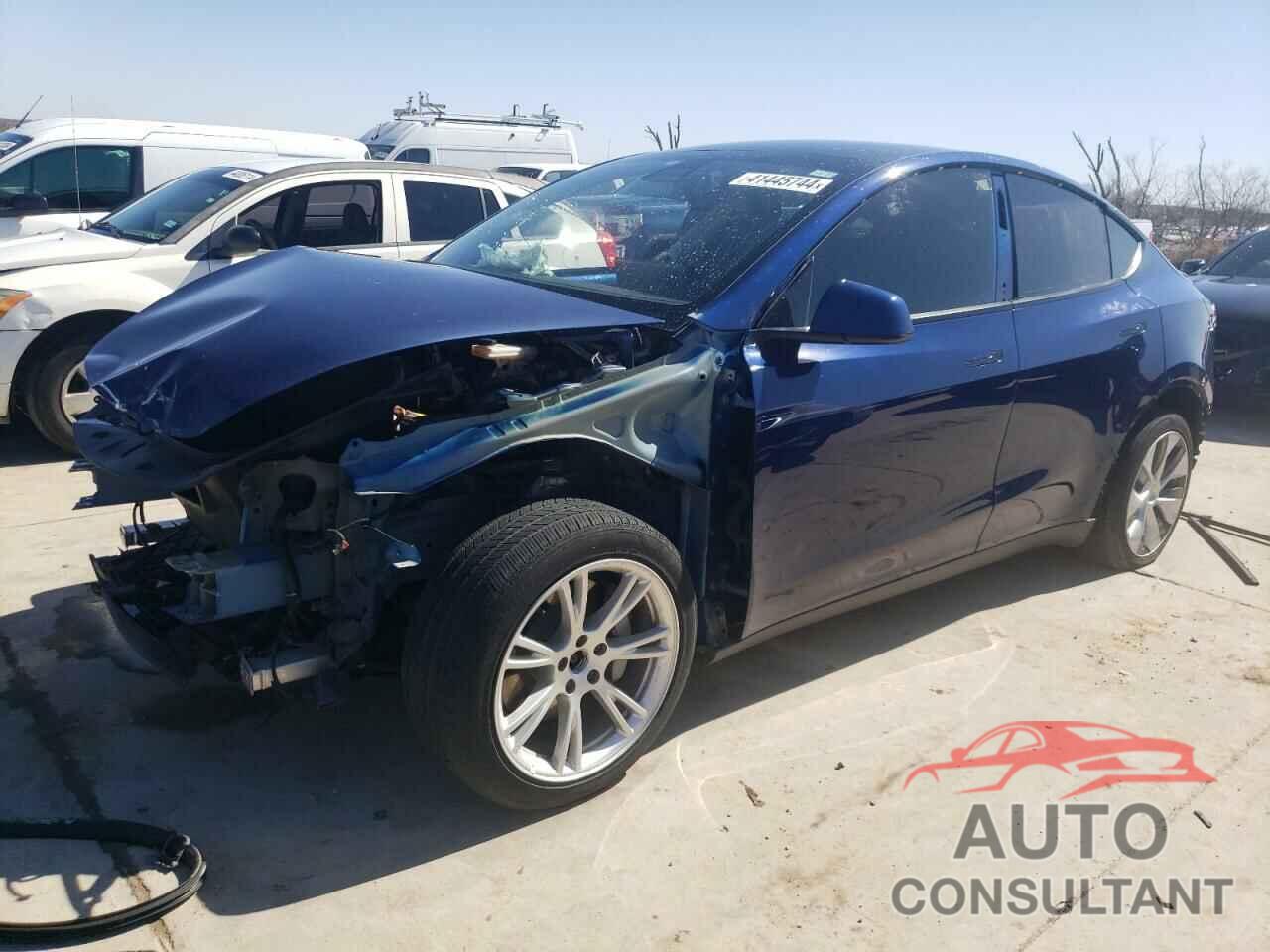 TESLA MODEL Y 2021 - 5YJYGDEE6MF094855