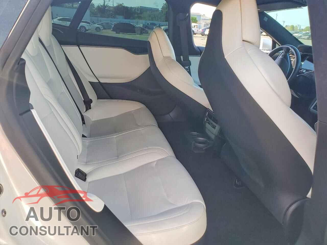 TESLA MODEL S 2019 - 5YJSA1E2XKF312546