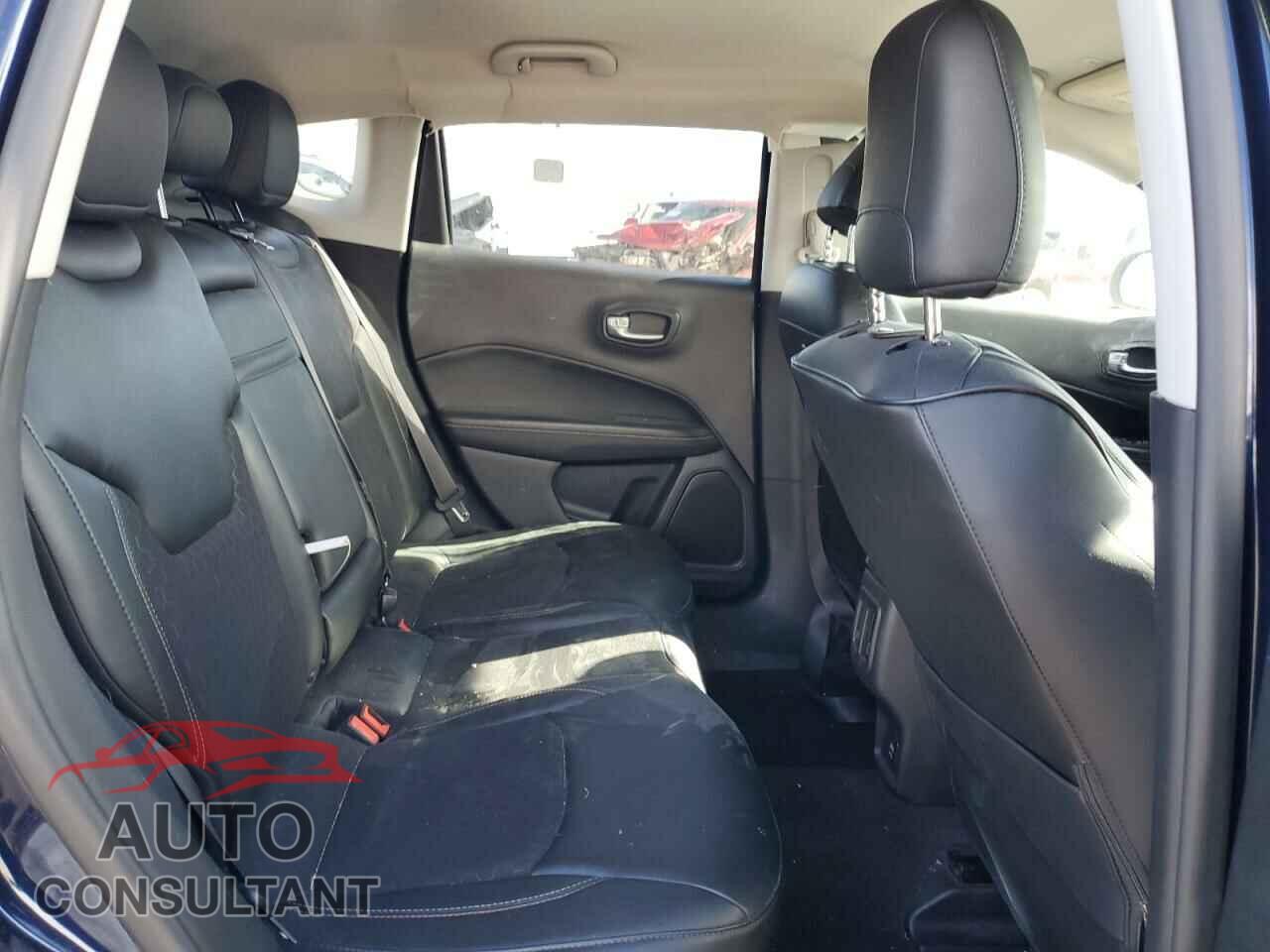 JEEP COMPASS 2018 - 3C4NJDBB7JT326052