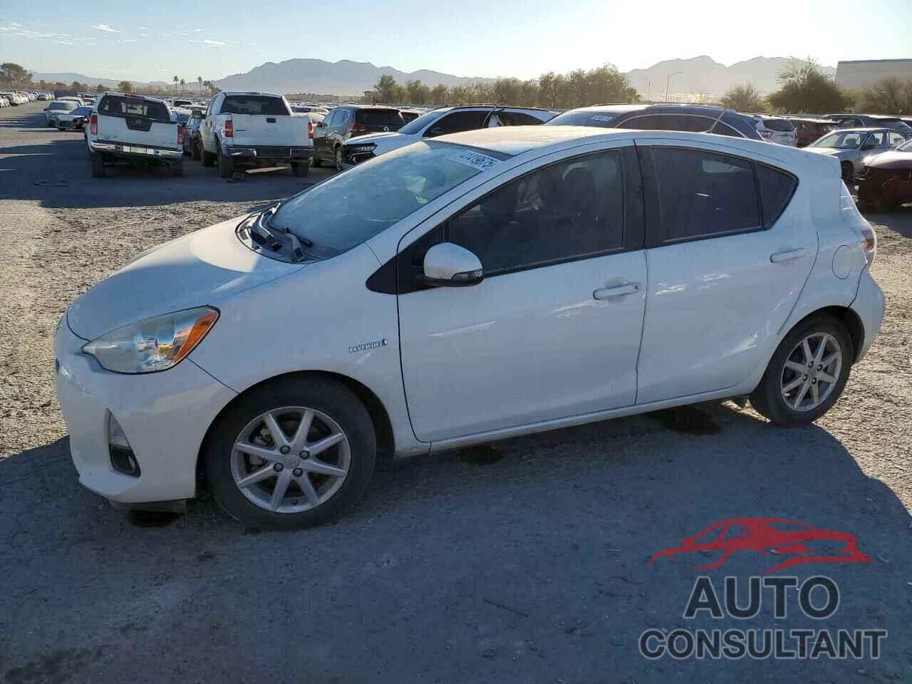 TOYOTA PRIUS 2013 - JTDKDTB32D1552783