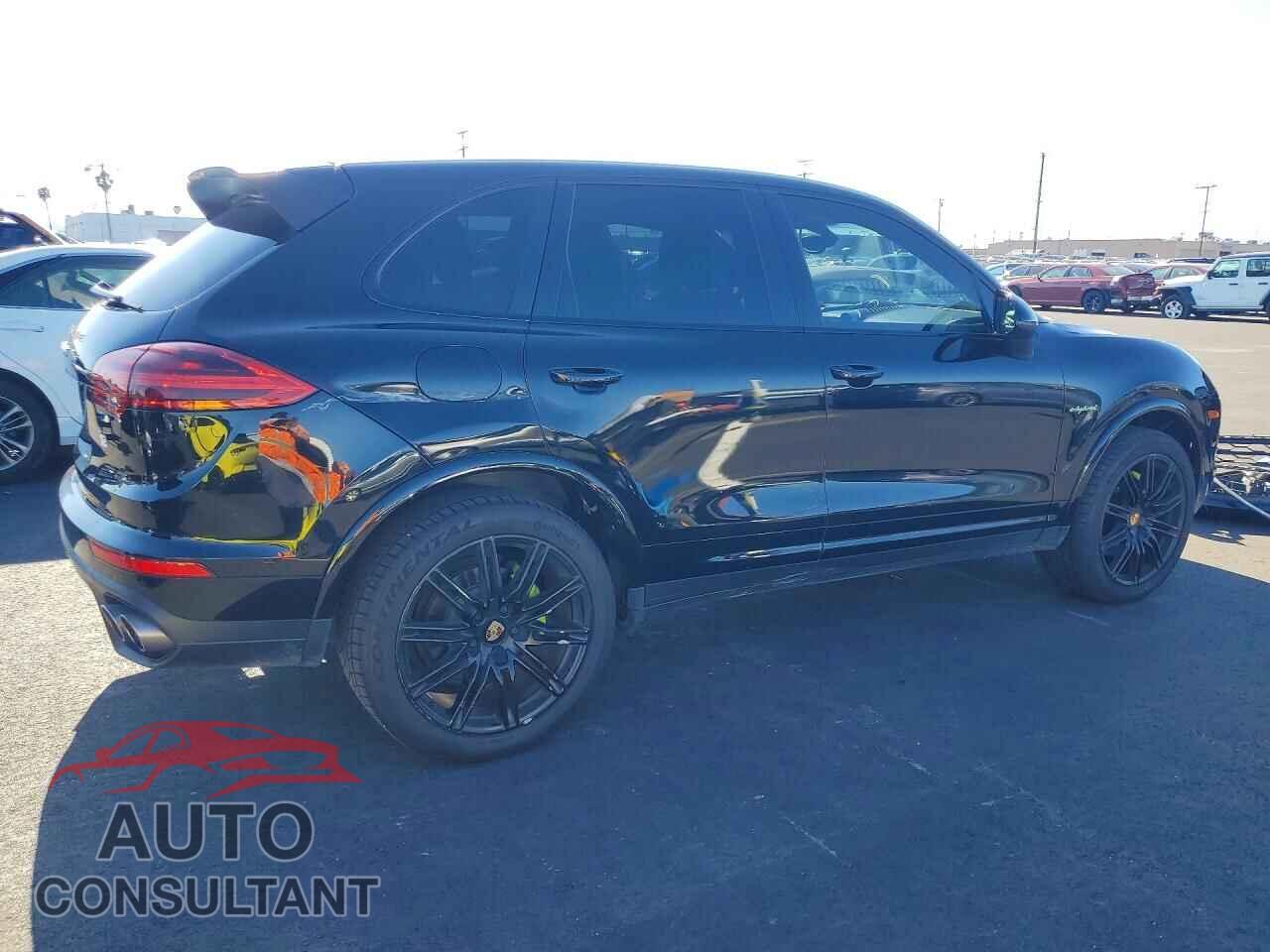 PORSCHE CAYENNE 2017 - WP1AE2A28HLA70114