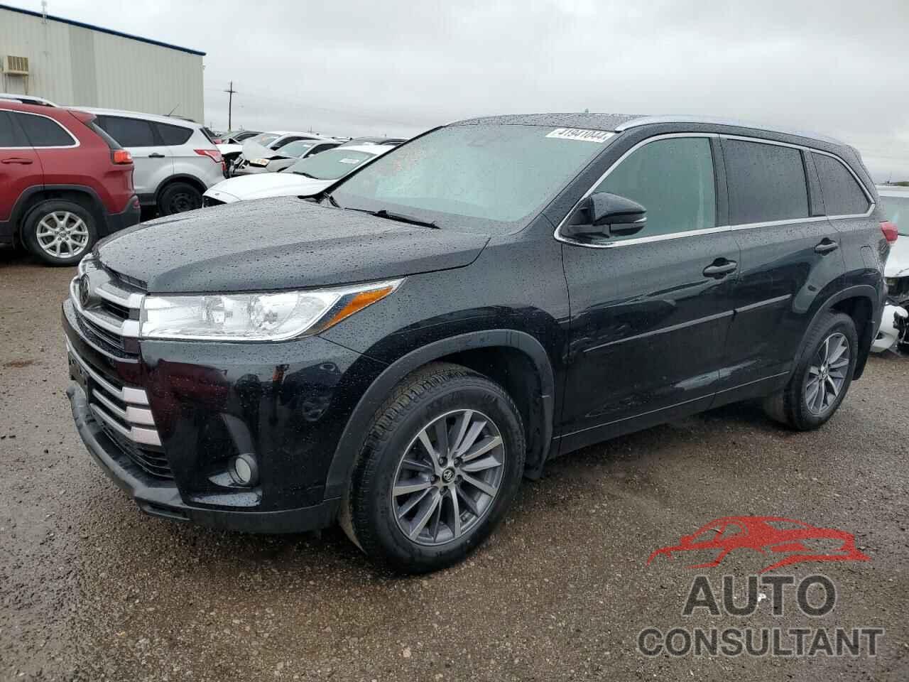 TOYOTA HIGHLANDER 2017 - 5TDJZRFH4HS508038