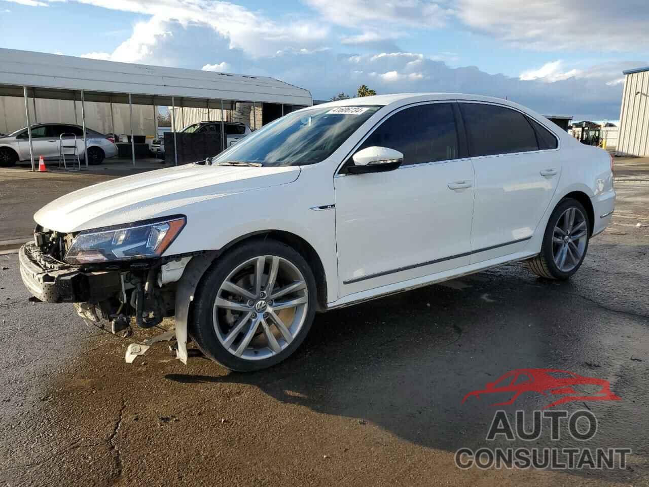 VOLKSWAGEN PASSAT 2017 - 1VWDT7A31HC024650