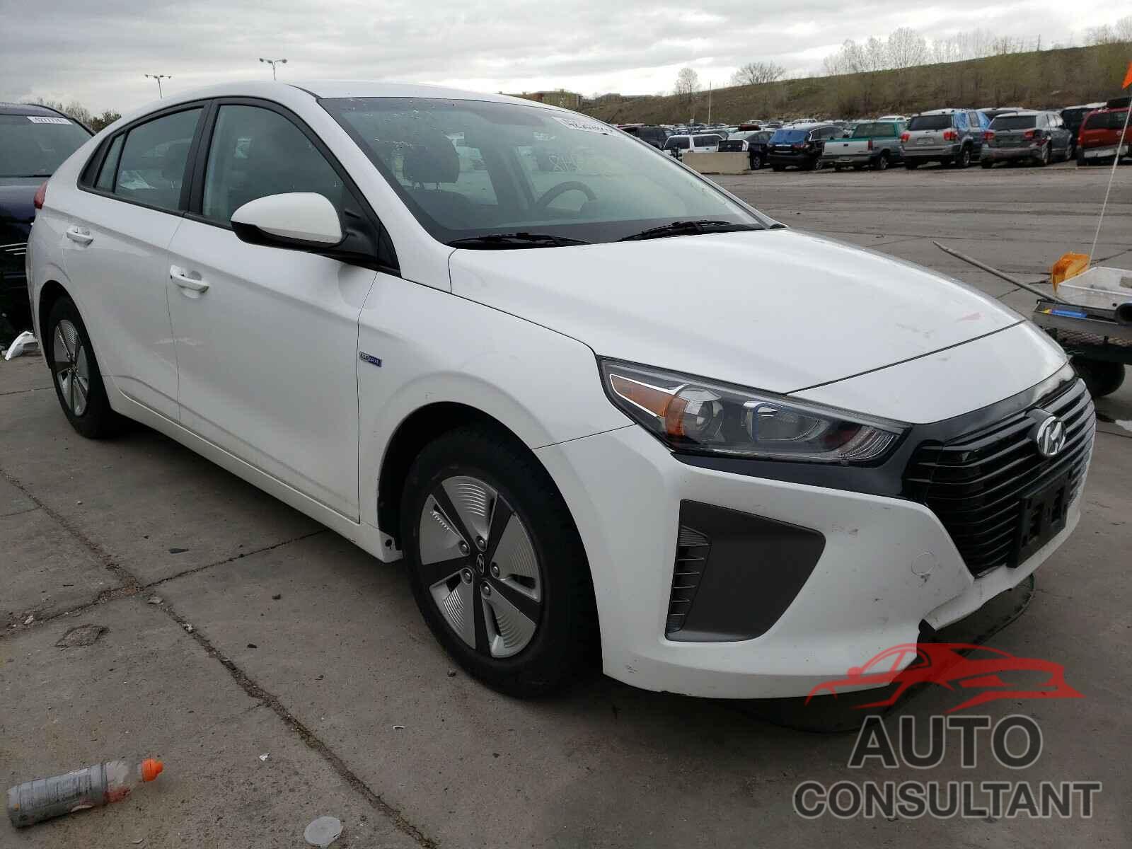 HYUNDAI IONIQ 2017 - KMHC65LC2HU030843