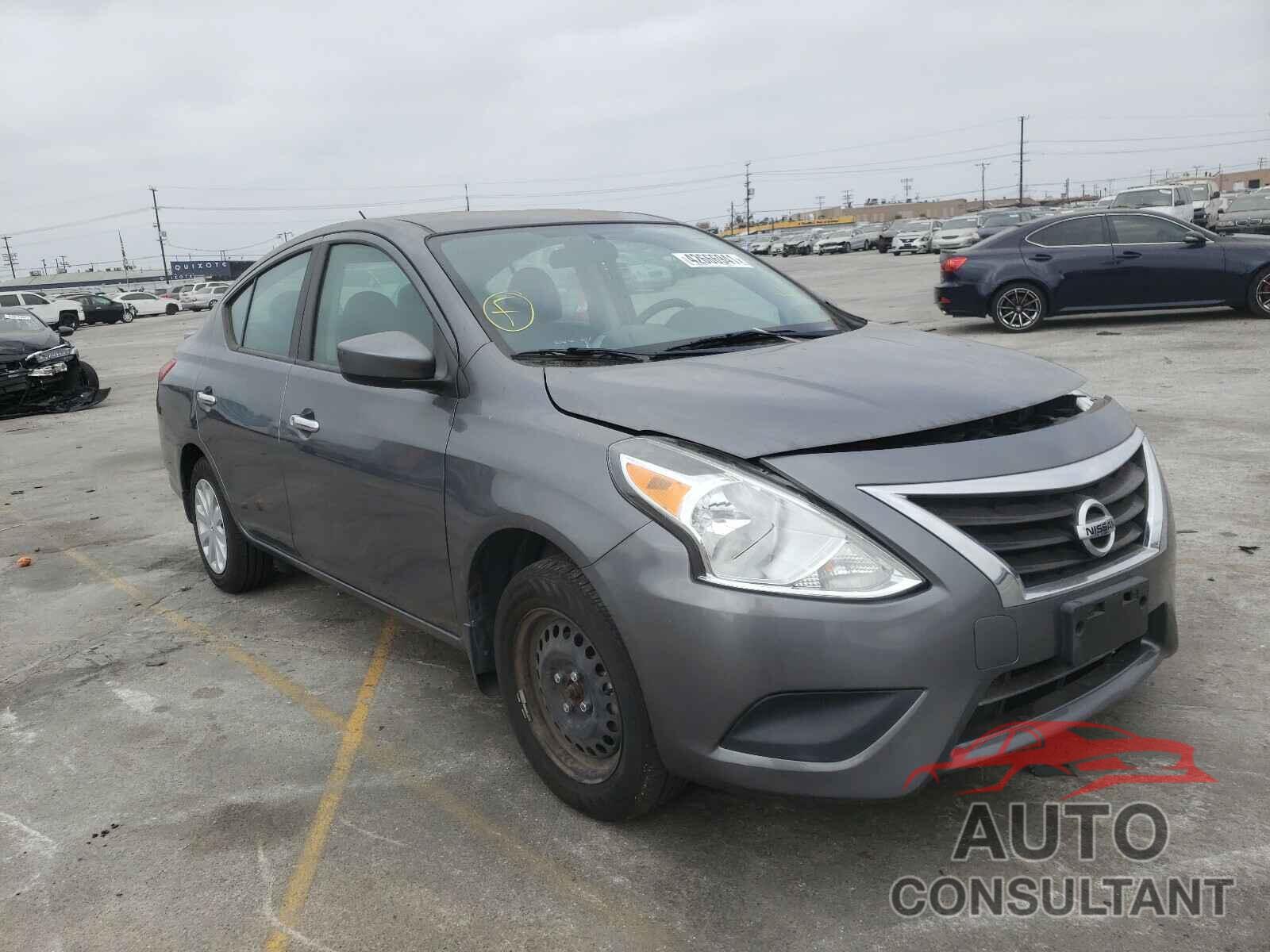 NISSAN VERSA 2018 - 3N1CN7AP6JL861158