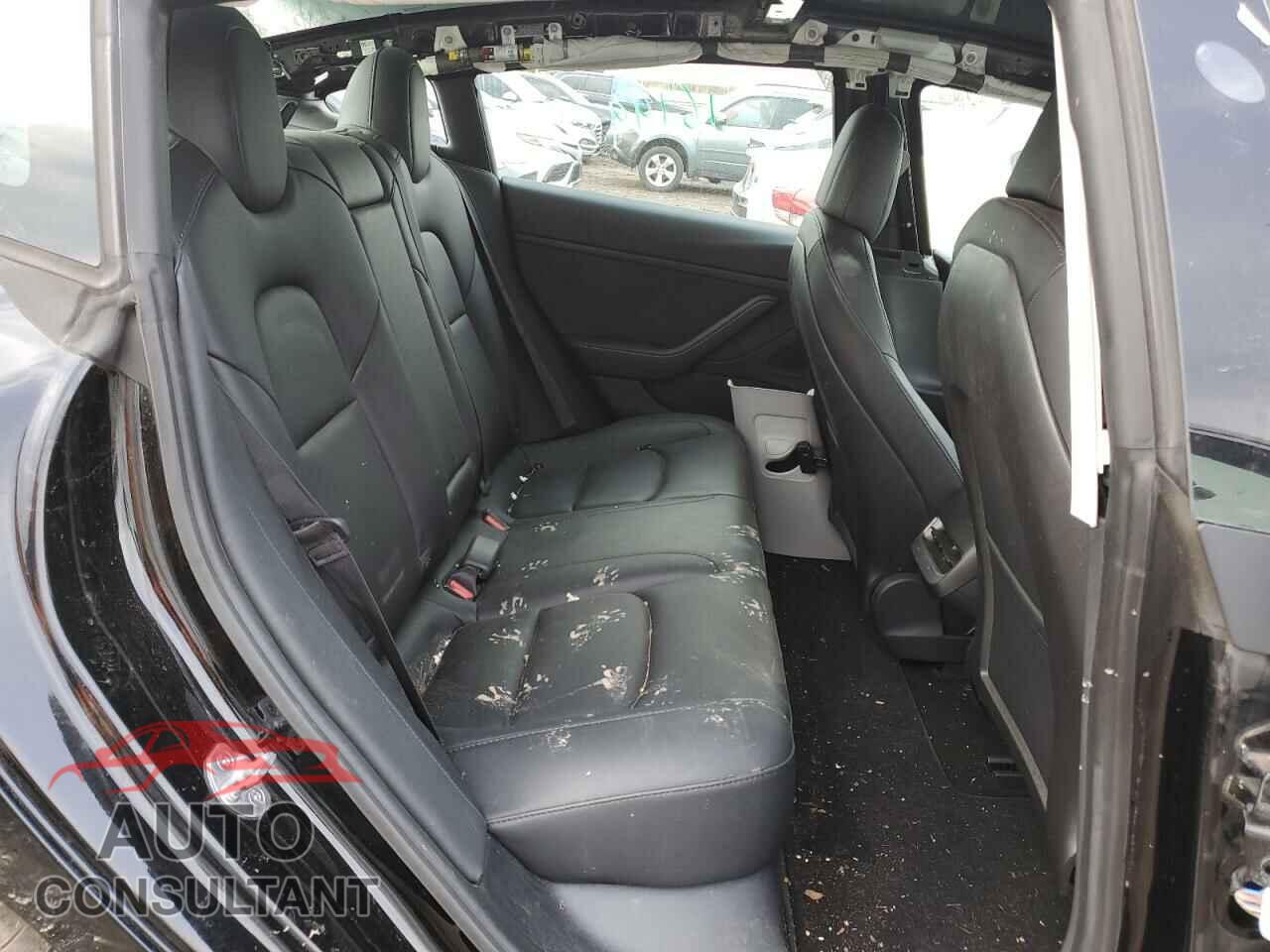 TESLA MODEL 3 2021 - 5YJ3E1EC7MF925423
