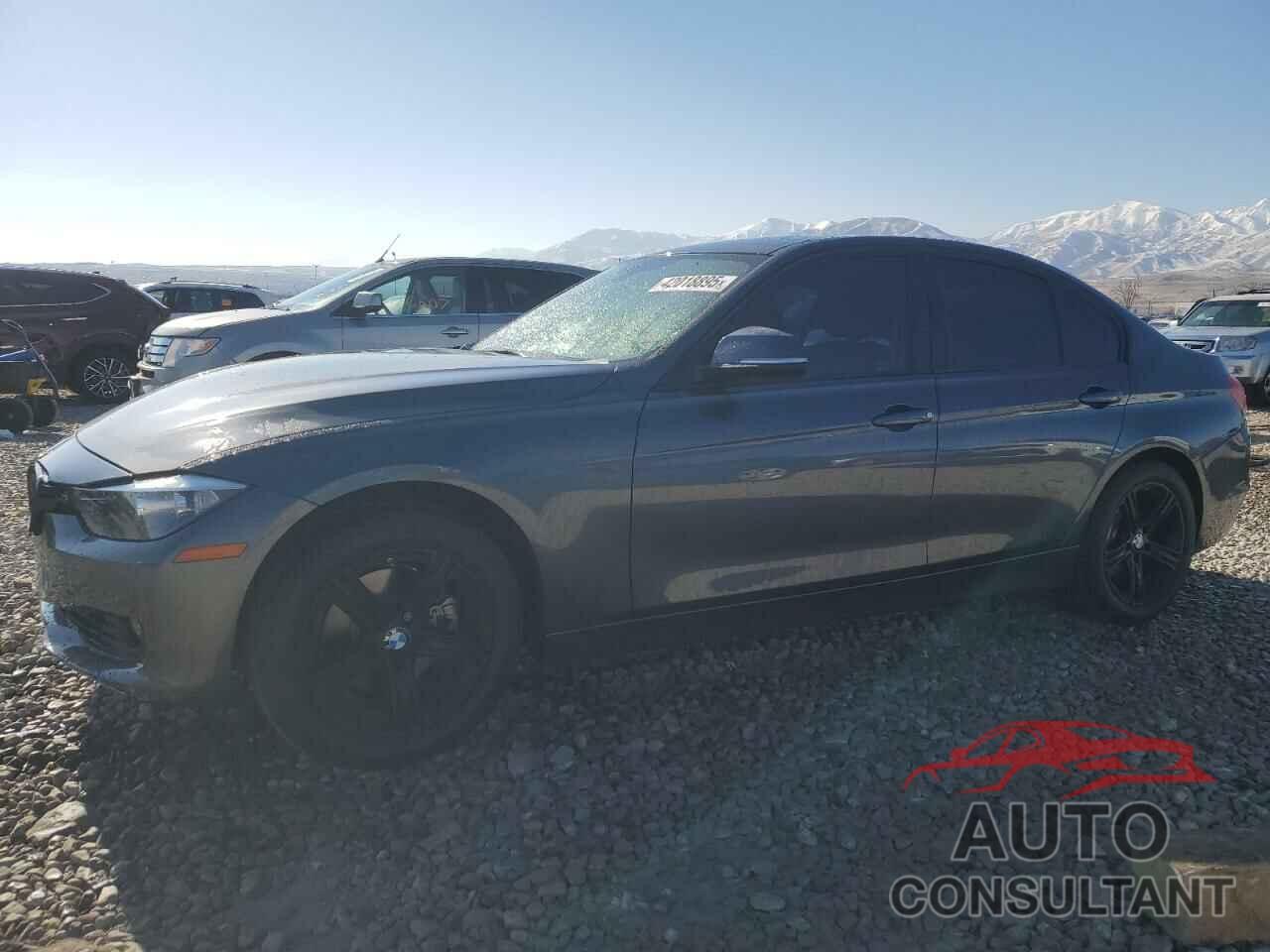 BMW 3 SERIES 2015 - WBA3A5C55FF610915