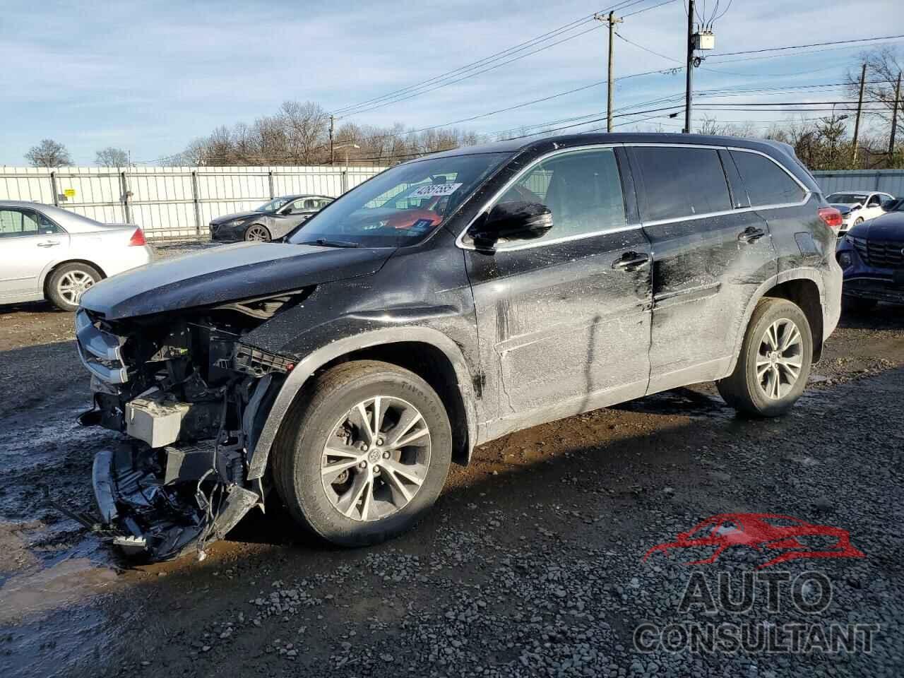 TOYOTA HIGHLANDER 2019 - 5TDBZRFH7KS974588