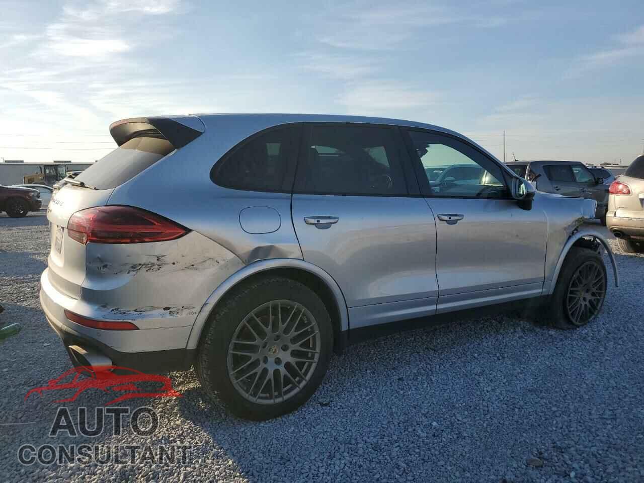 PORSCHE CAYENNE 2017 - WP1AA2A21HKA87497