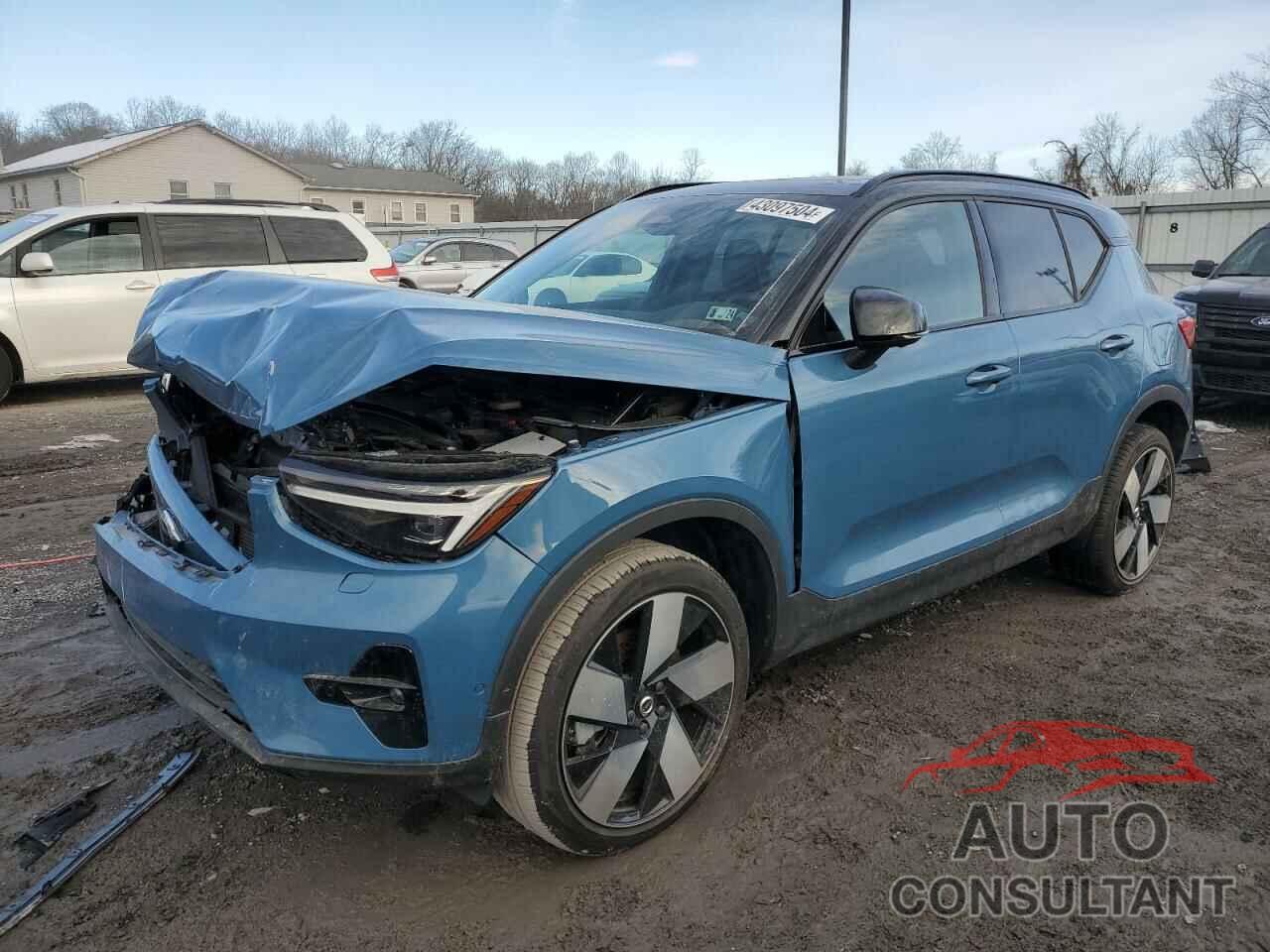 VOLVO XC40 2023 - YV4ED3UM1P2040592