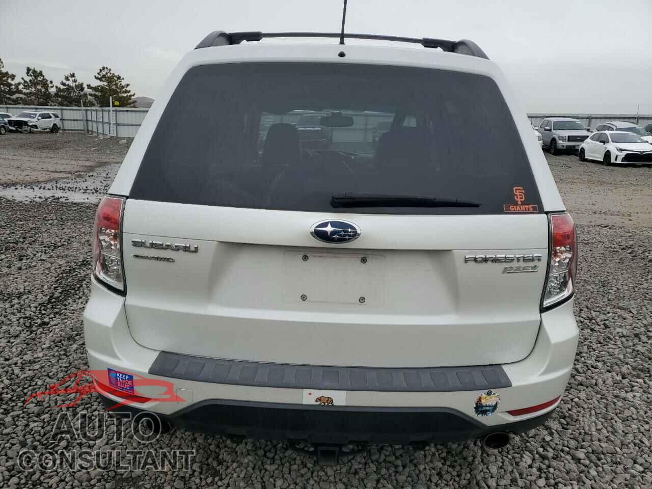 SUBARU FORESTER 2011 - JF2SHAEC1BH725297