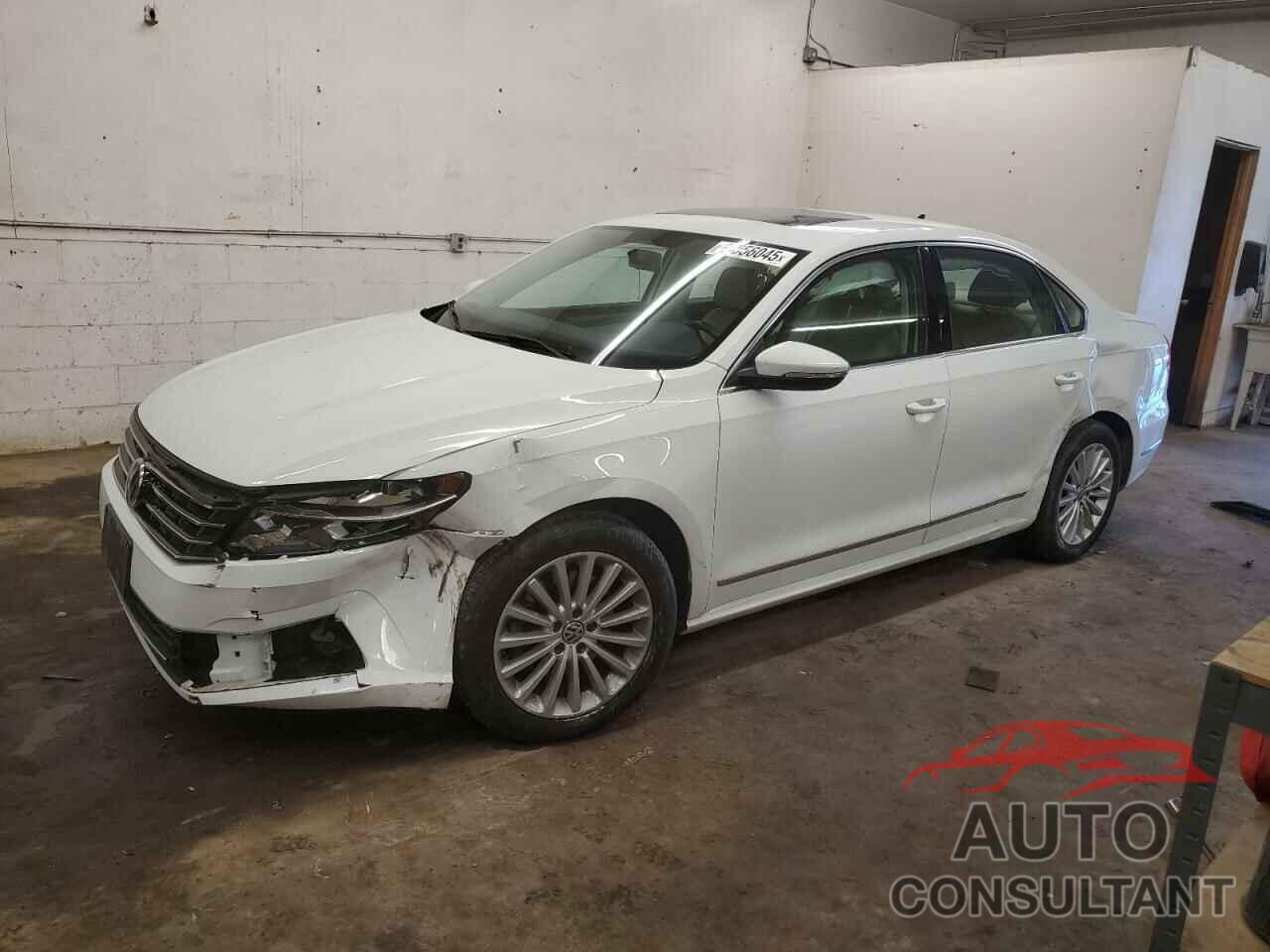 VOLKSWAGEN PASSAT 2017 - 1VWBT7A36HC004630