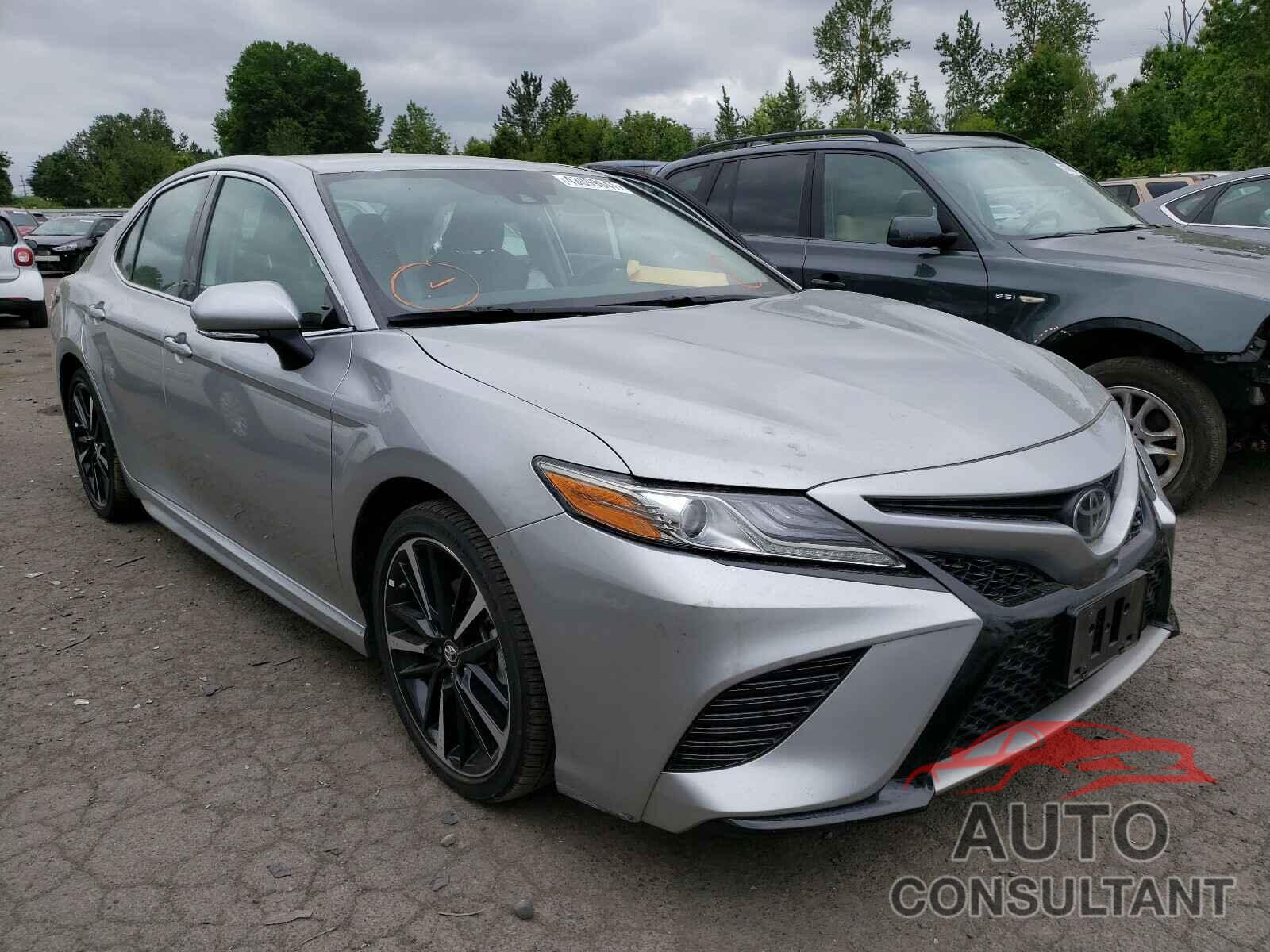 TOYOTA CAMRY 2019 - 4T1B61HK3KU748011