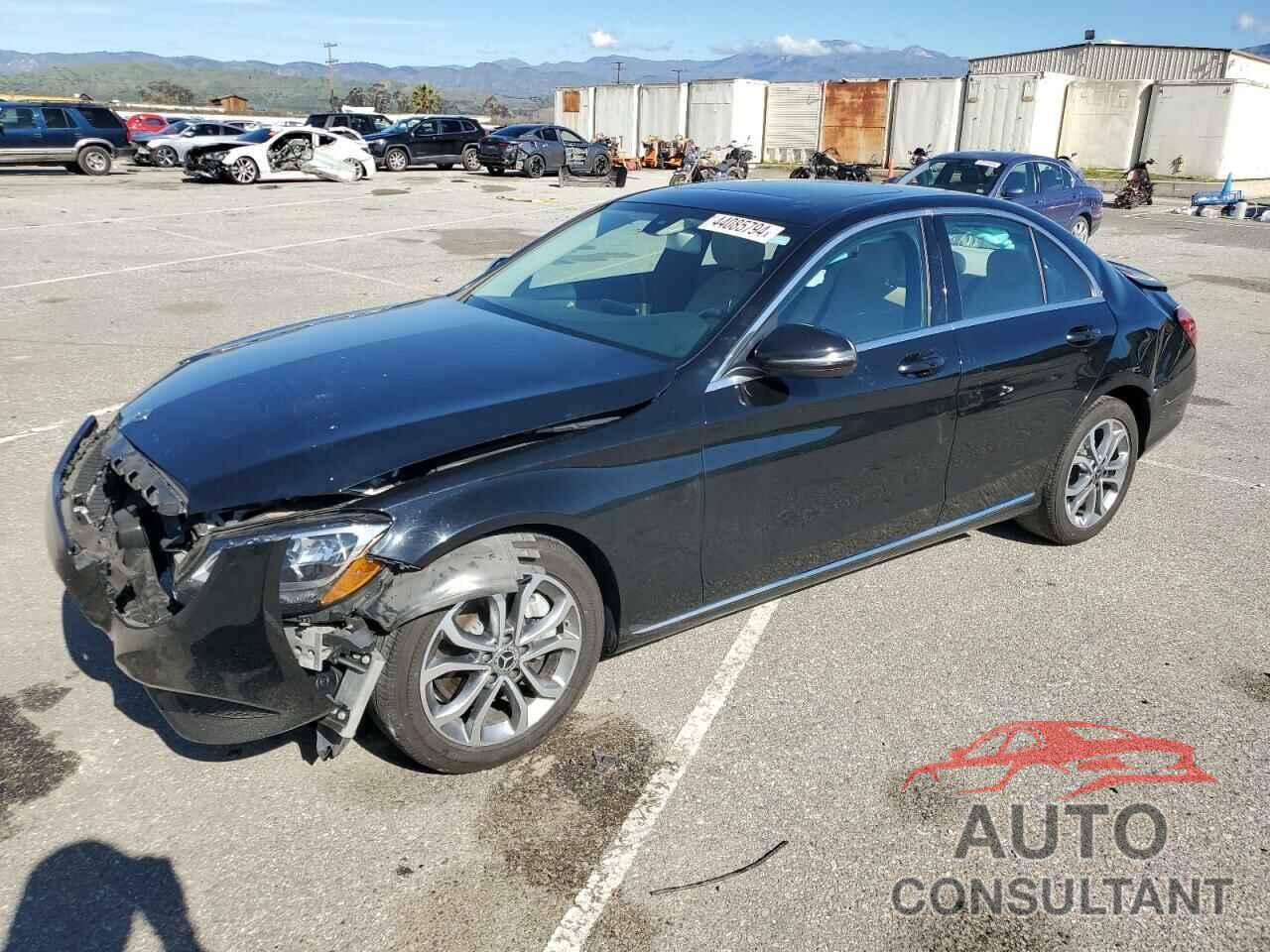 MERCEDES-BENZ C-CLASS 2018 - 55SWF4JB0JU253515