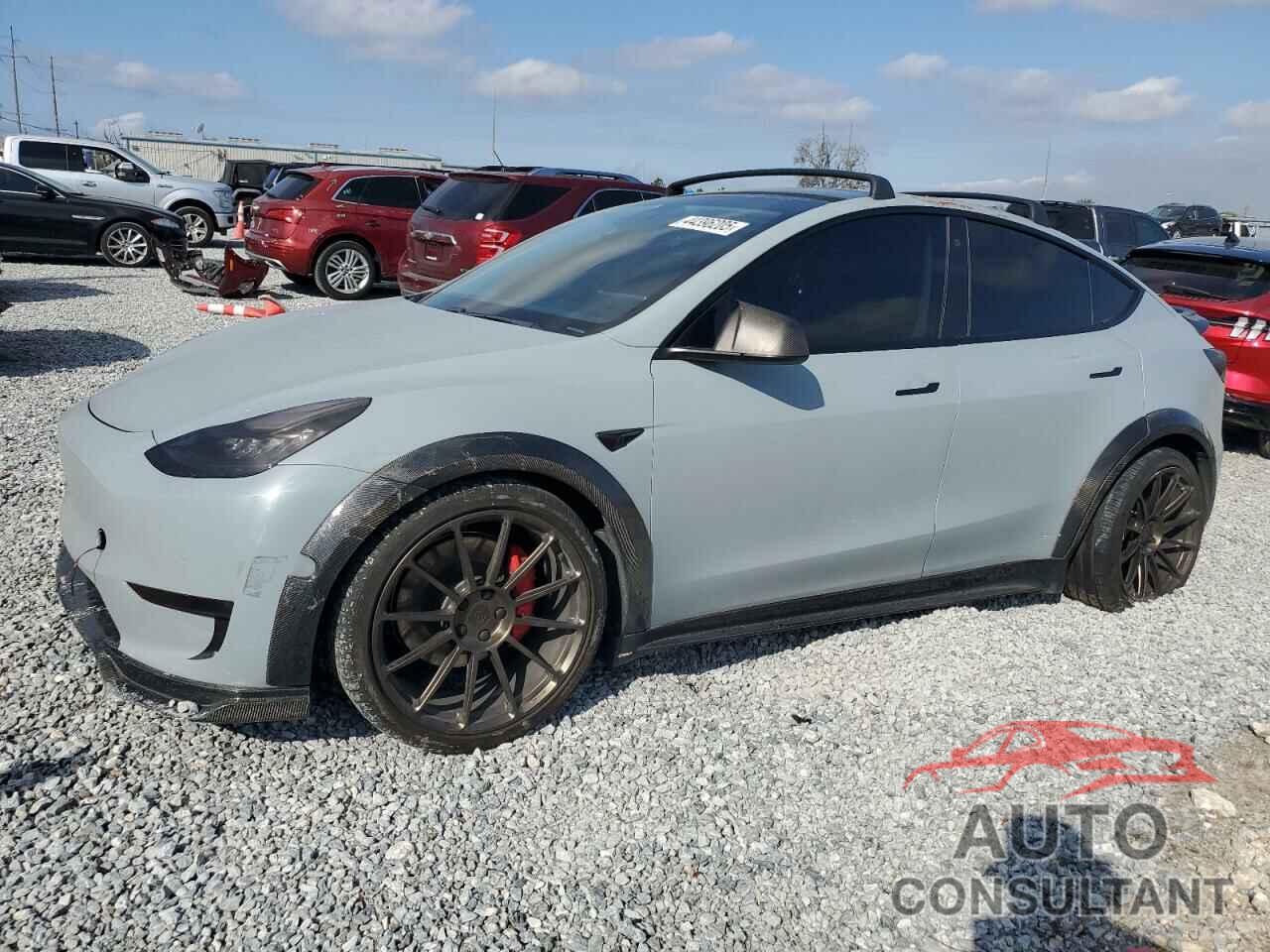 TESLA MODEL Y 2021 - 5YJYGDEF9MF079016