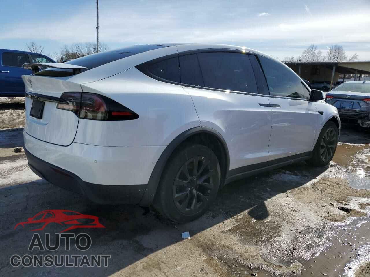 TESLA MODEL X 2023 - 7SAXCAE59PF367672