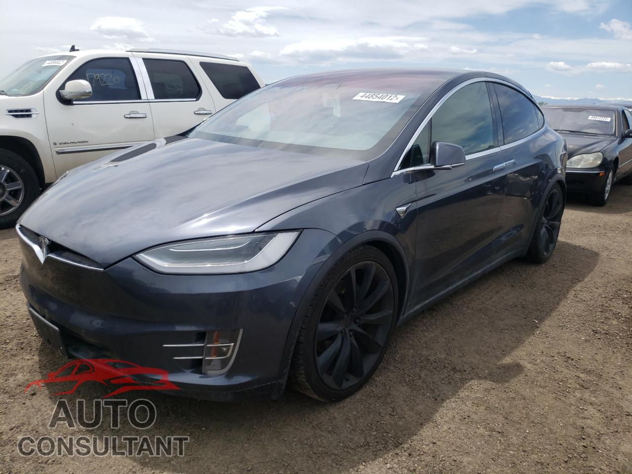 TESLA MODEL X 2019 - 5YJXCBE24KF209077