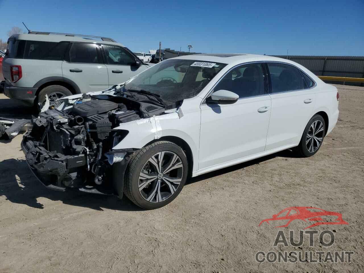 VOLKSWAGEN PASSAT 2022 - 1VWSA7A33NC008622