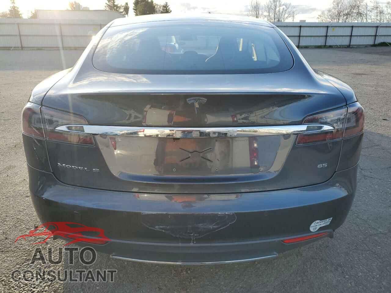 TESLA MODEL S 2014 - 5YJSA1H17EFP52506