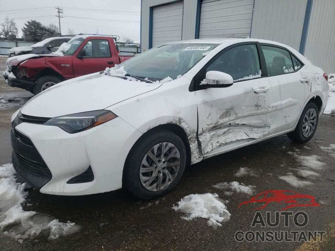TOYOTA COROLLA 2018 - 2T1BURHE7JC090336