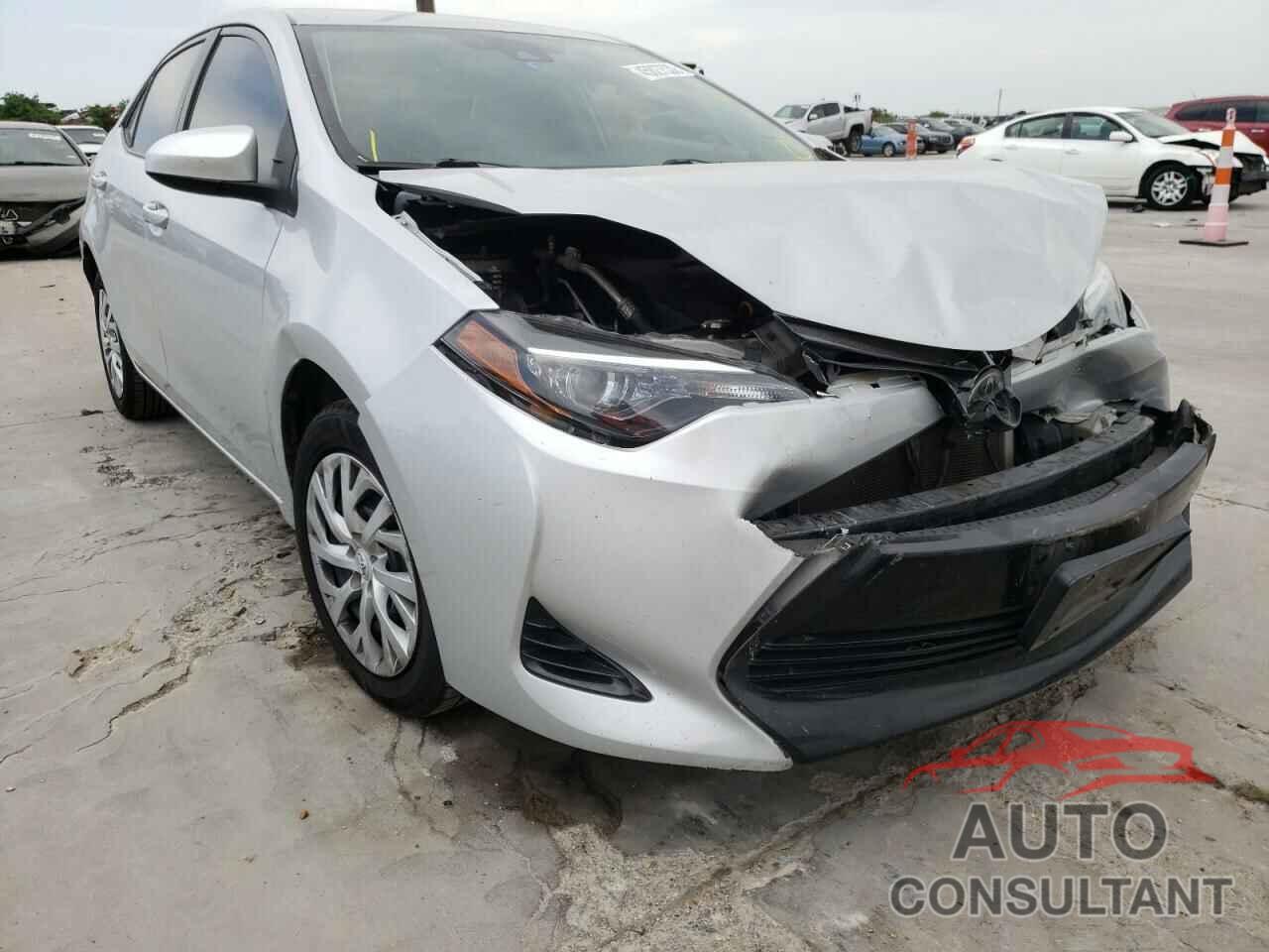 TOYOTA COROLLA 2018 - 5YFBURHE8JP804829