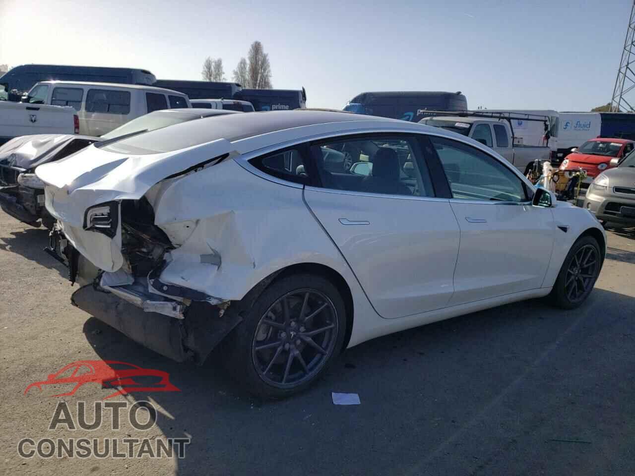 TESLA MODEL 3 2018 - 5YJ3E1EA5JF039594