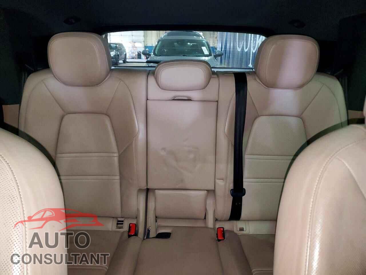 PORSCHE CAYENNE 2019 - WP1AA2AY3KDA16124