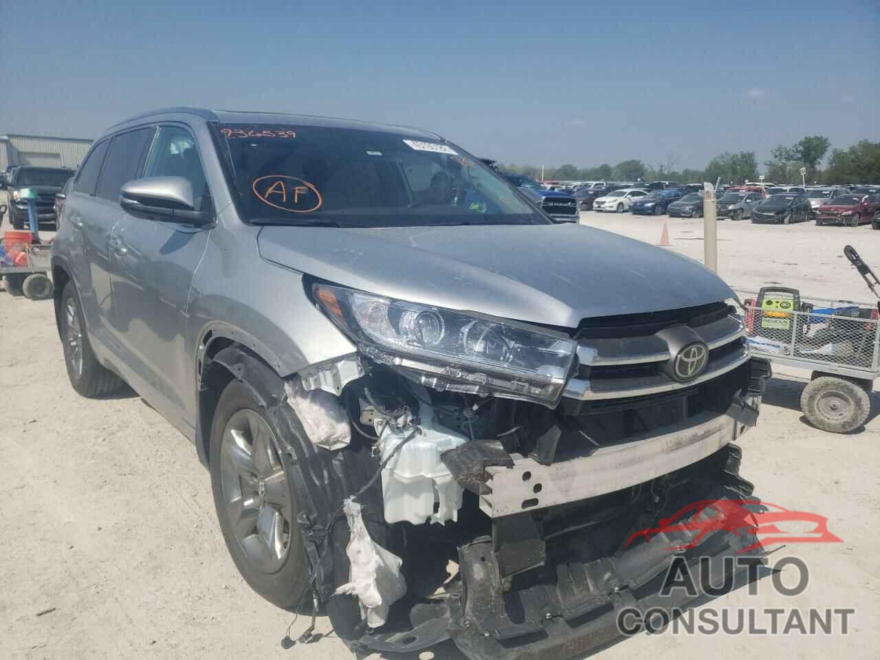 TOYOTA HIGHLANDER 2019 - 5TDDZRFH1KS936539