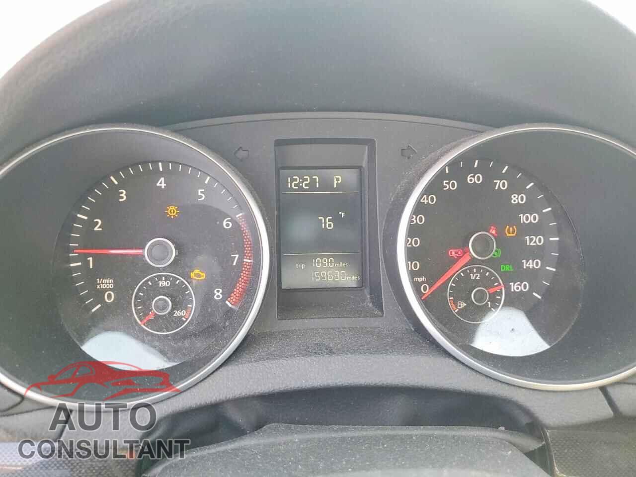 VOLKSWAGEN JETTA 2010 - 3VWKX7AJ7AM648564