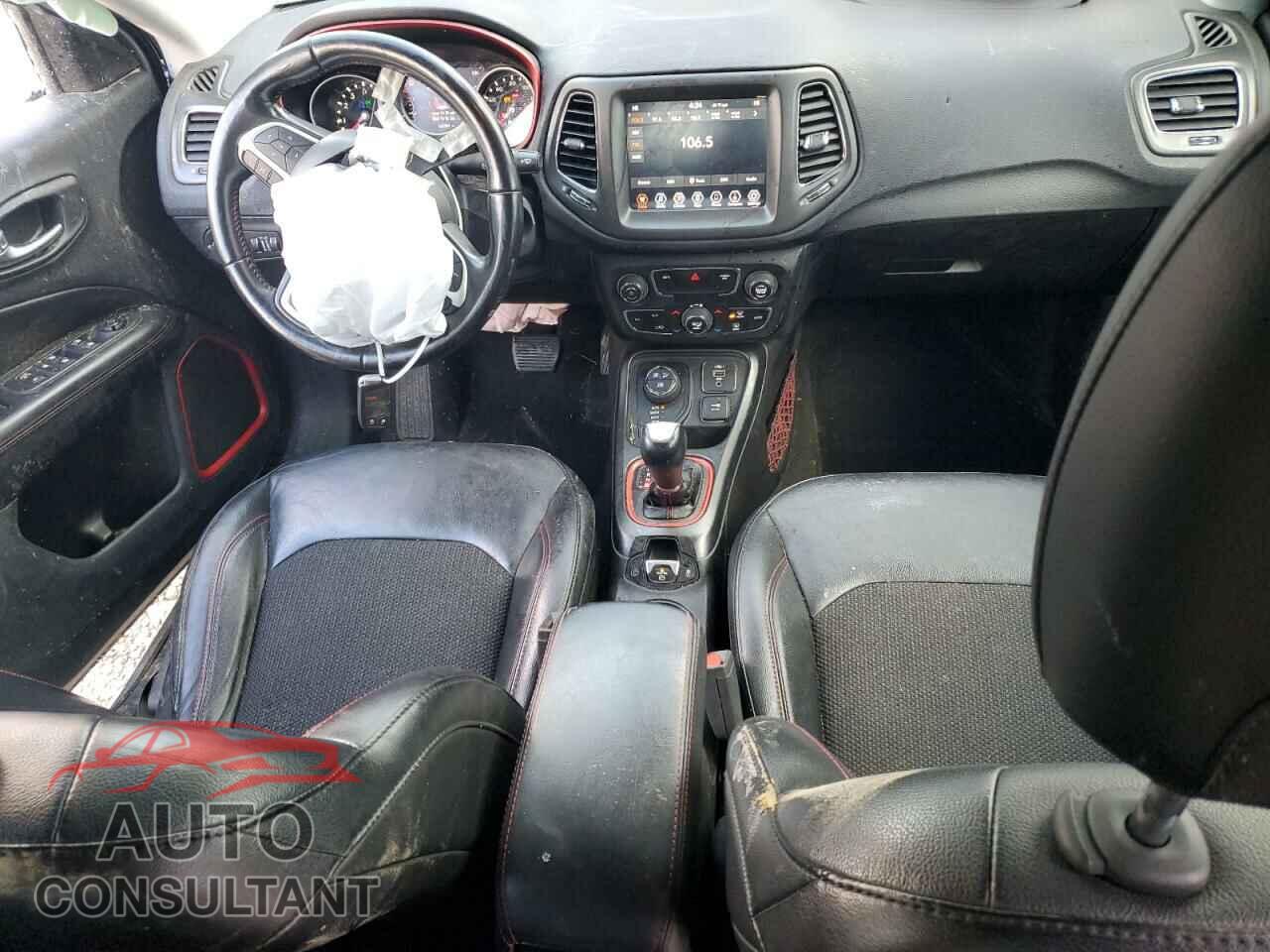 JEEP COMPASS 2020 - 3C4NJDDB0LT163356