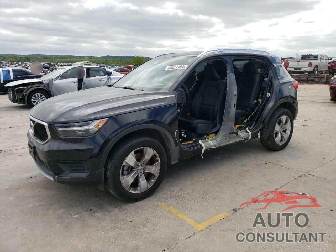 VOLVO XC40 2022 - YV4AC2HK0N2733767