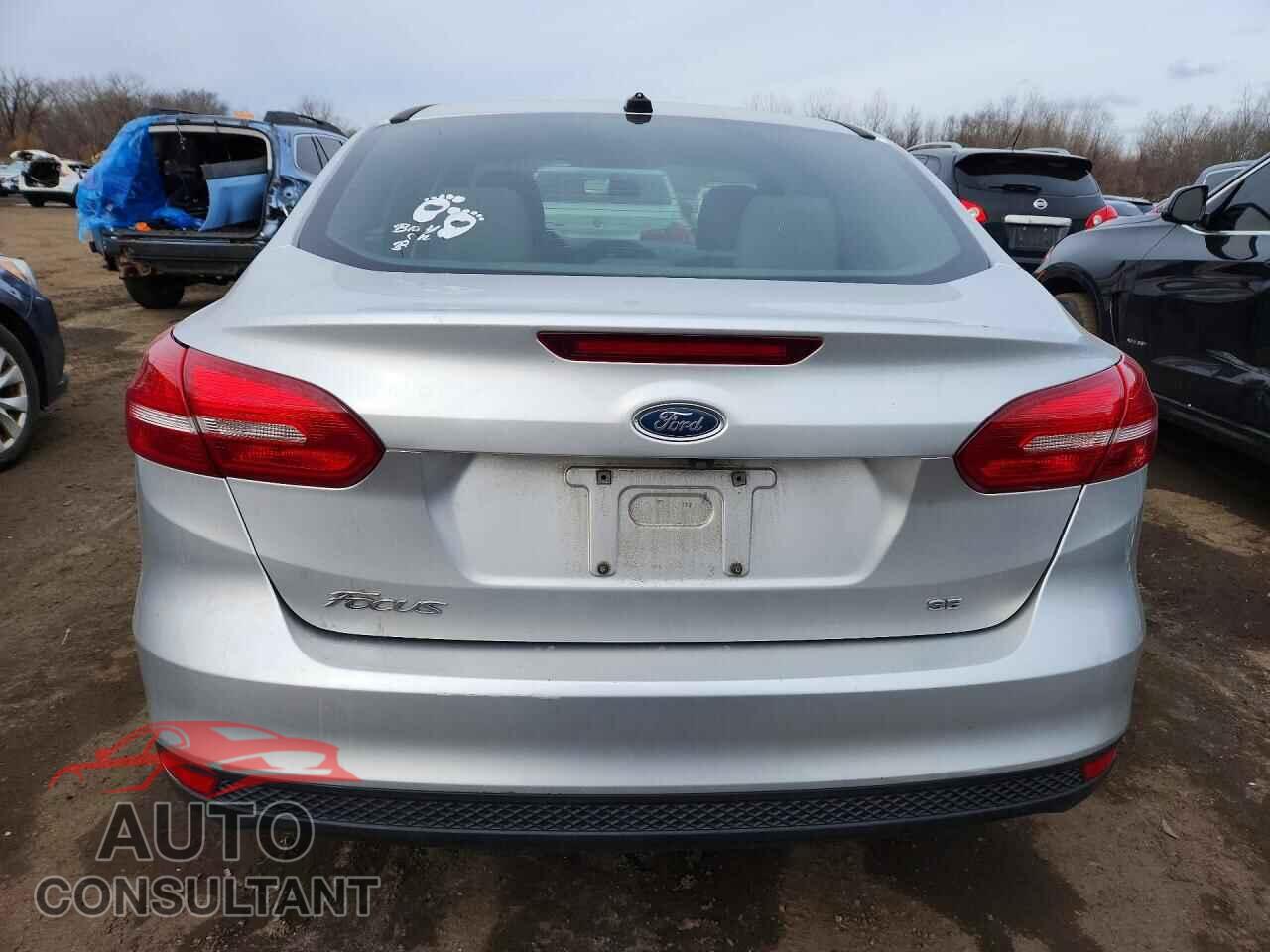 FORD FOCUS 2017 - 1FADP3F21HL312335