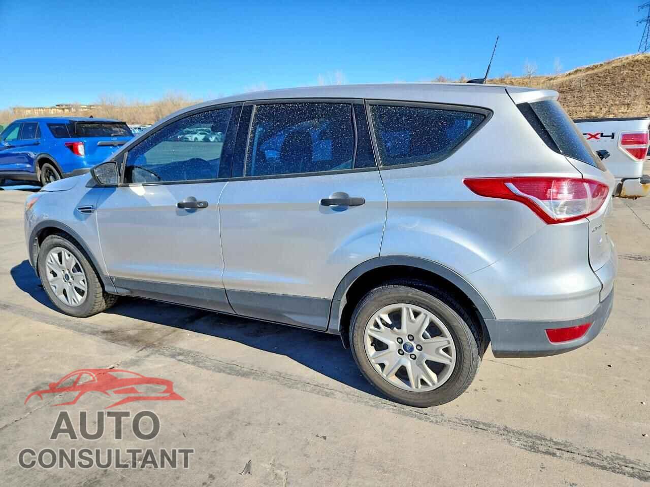 FORD ESCAPE 2016 - 1FMCU0F72GUB64600