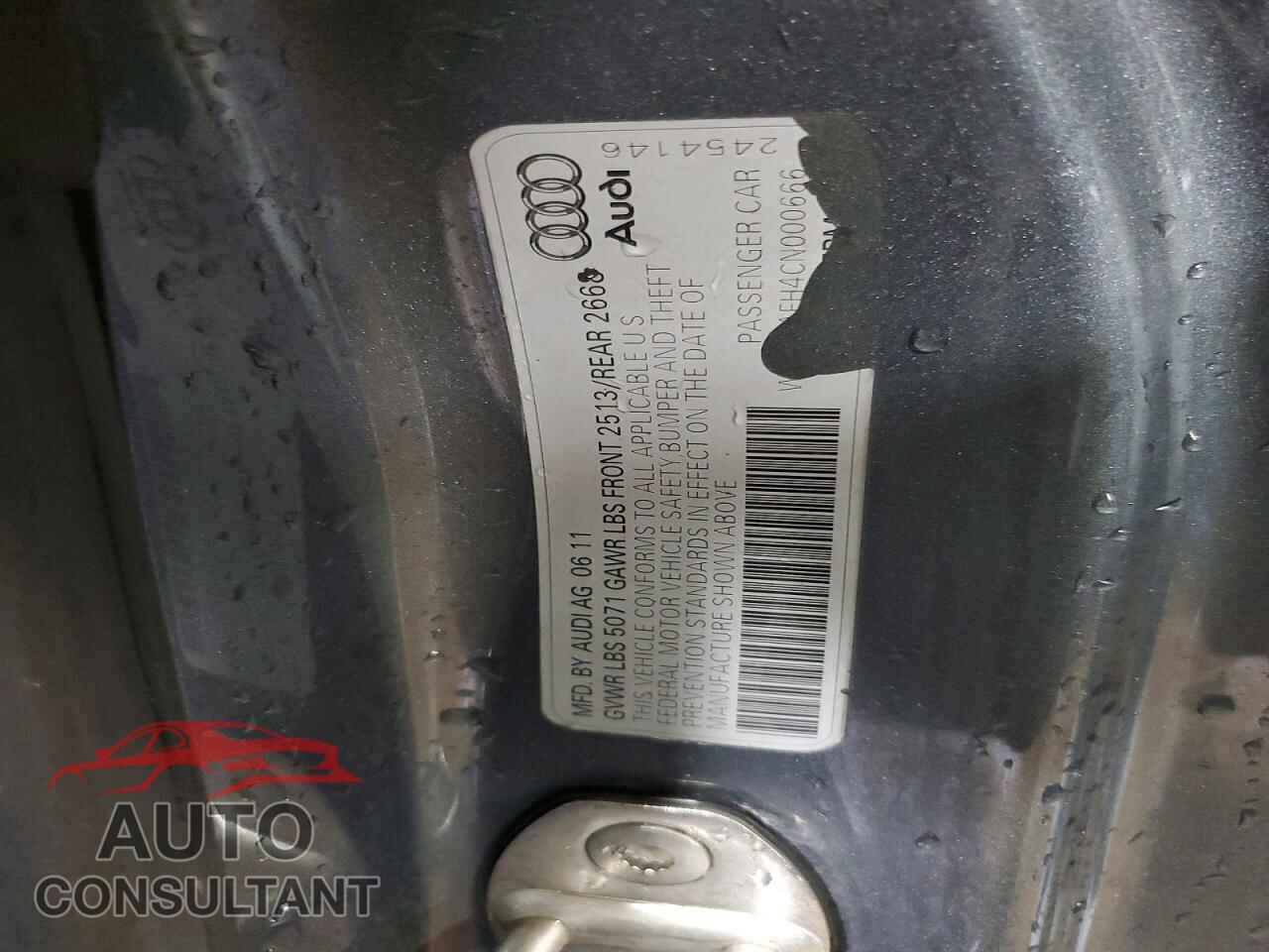 AUDI A5 2012 - WAULFAFH4CN000666